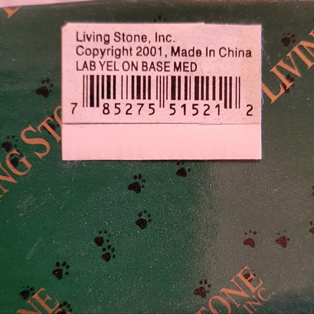 Living Stone Inc. Yellow Labrador Figurine - Picture 9 of 9